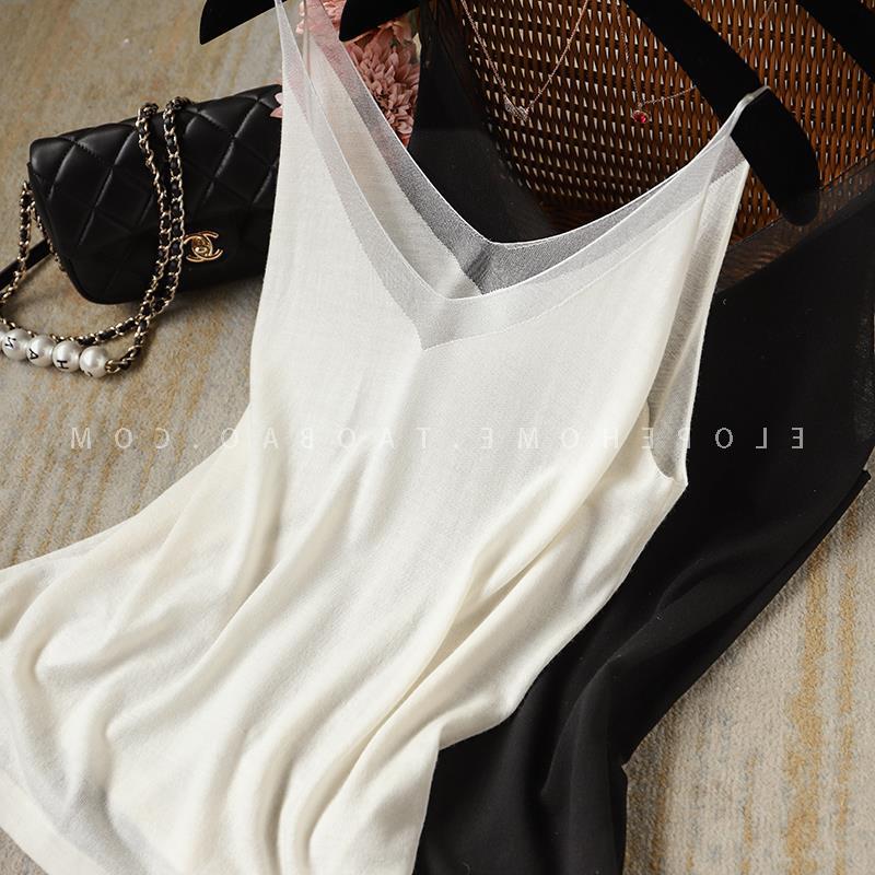 Lace woolen base body-friendly top with cups