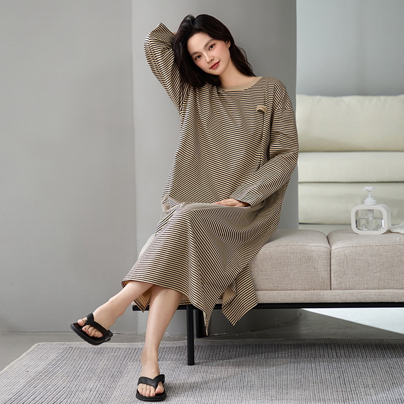 Pijama de primavera y otoño de algodón, pijama de mangas largas, ropa de hogar suelta, rayas de tamaño grande, ocio, se puede usar fuera.