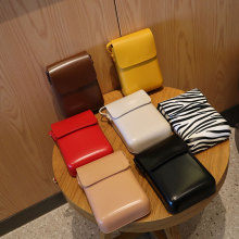 新款百搭竖款手机包韩版简约零钱包复古男女小包挂脖斜挎包女士包