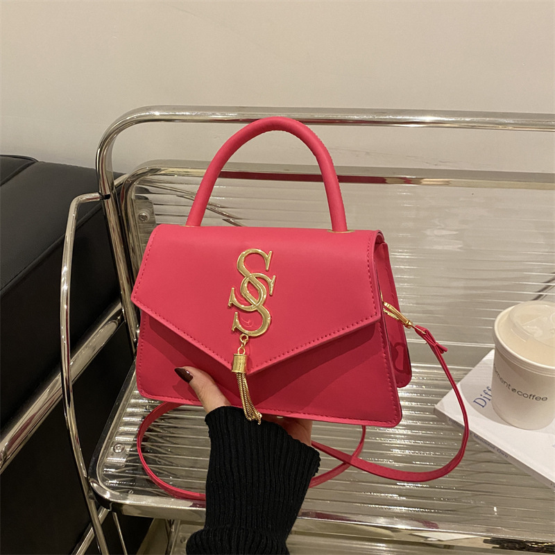 2025 primavera nuevo bolso de mujer simple bolso de moda bolso de hombro de moda letras retro borda bolso debajo de la axila