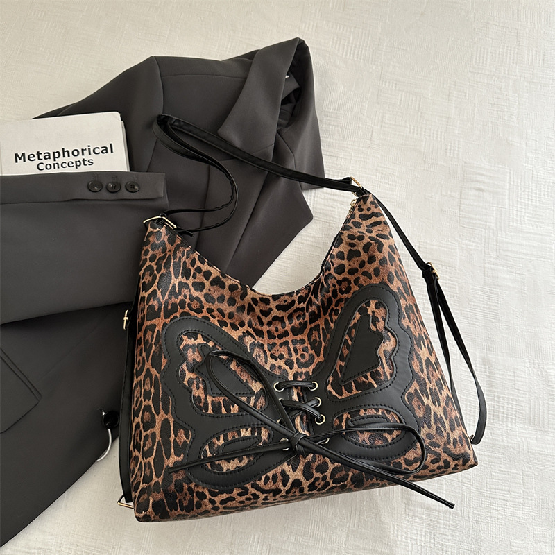 Bolso Tote con estampado de leopardo de moda Bolso de hombro de gran capacidad de moda de otoño e invierno de alta gama Bolso femenino de diseño 2025 Bolso retro