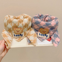 婴儿围巾秋冬季韩版小熊格子三角巾男女宝宝小童防风保暖亲肤围脖