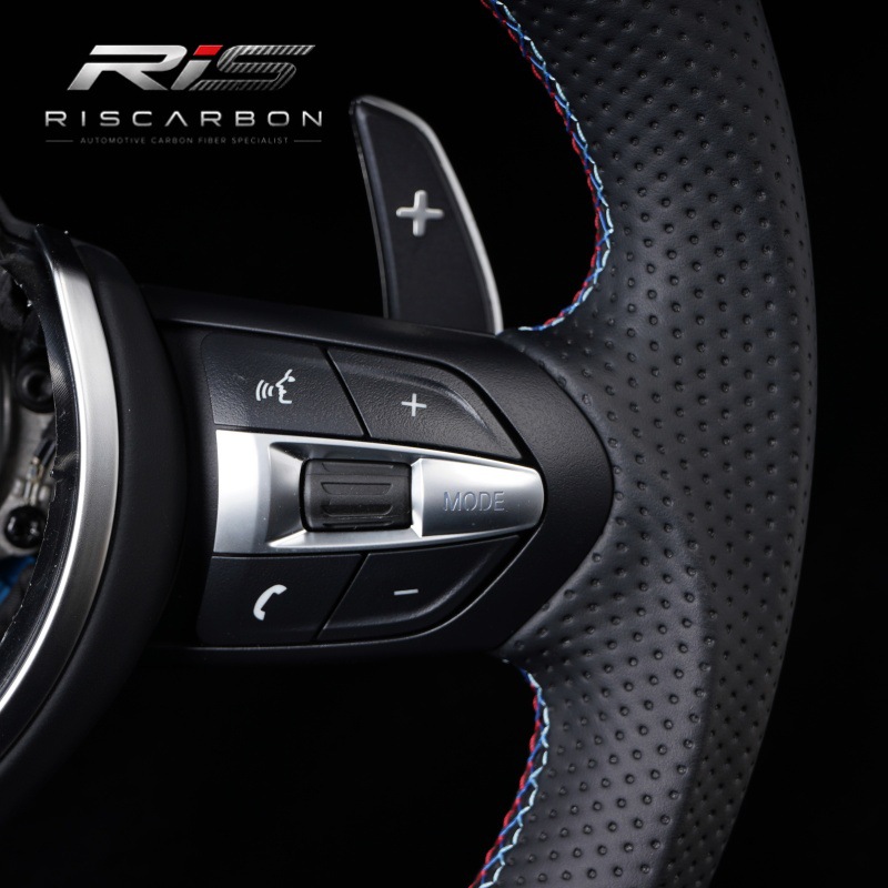 Compatible with BMW carbon fiber M logo flat-bottom steering wheel F30F10F11F15F16F20F25F18M3M5