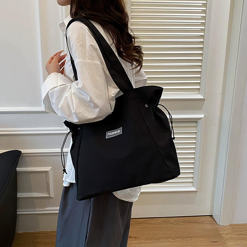 Capacious shoulder bag, one-shoulder bag, waterproof shopping bag for leisure, Korean style