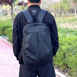 New Lightweight Men's Business Backpack, Fashionable Solid Color College Student Bag, Large Capacity Computer Backpack Wholesale