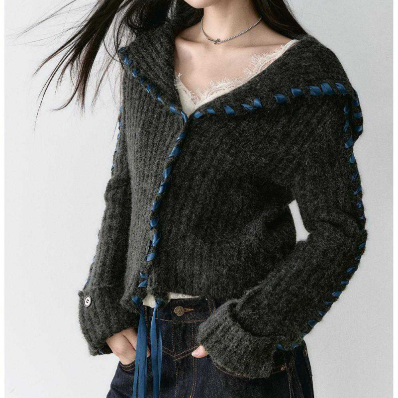 2025 Spring and Autum New Style French Gentle Style Navy Collar Flip Sleeves Pit Strips Handmade Rope Knitted Sweater Women's Cardigan