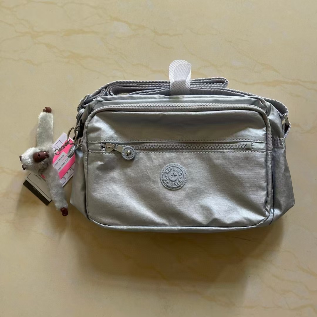 Bolso bandolera pequeño cuadrado K15249 para mujer, compartimentos múltiples, admite dropshipping, ligero, portátil, accesorio de cadena, compacto.