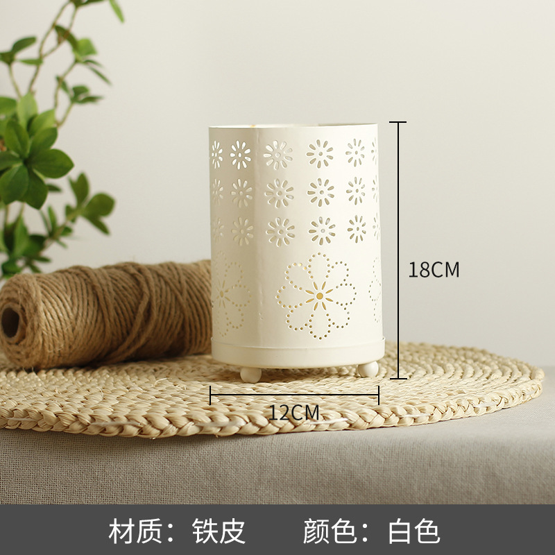 Blanco boda candelabro linterna boda carretera plomo accesorios atmósfera lámpara Marruecos viento lámpara decoración a prueba de viento vela pantalla