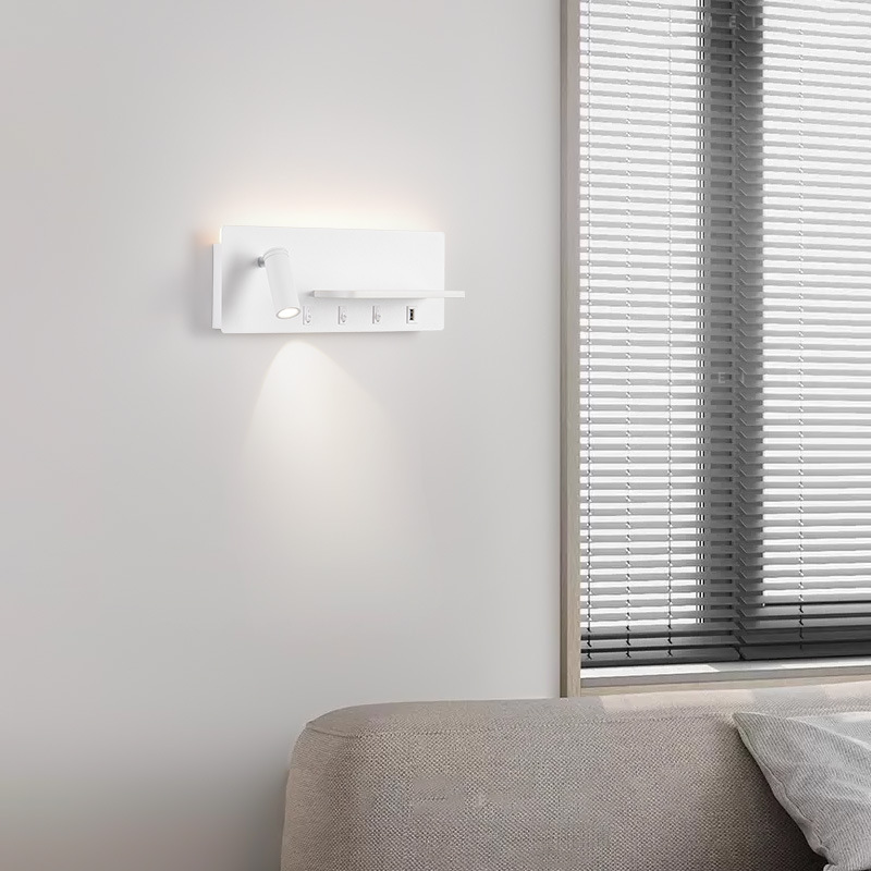 Apago moderno de las luces en el dormitorio del hotel, iluminación de pared simple, atmósfera, interruptor transfronterizo, función de carga nórdica multifuncional