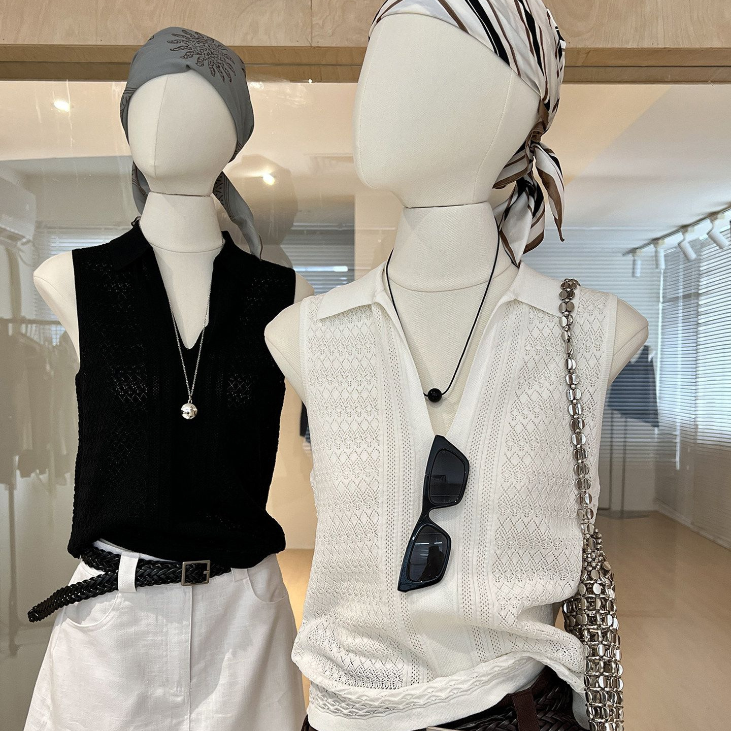 Fashionable design solid color knitted sweater