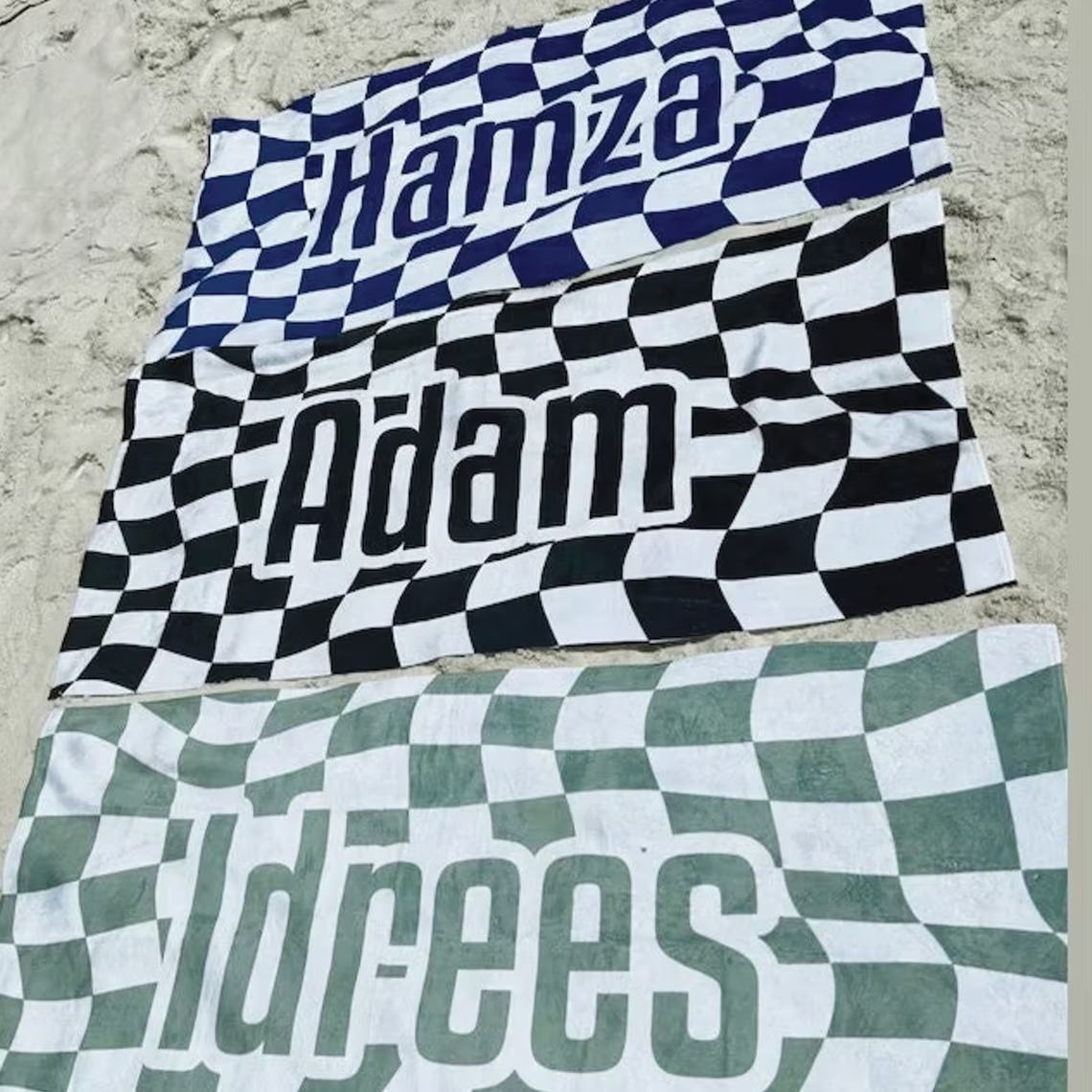 1 pieza de microfibra de alta calidad para niños con toalla de baño encapuchada con nombre impreso con patrón de poncho encapuchado