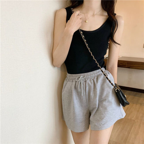 Small suspender design outer vest for women 2024 summer bottoming short knitted inner top with temperament for women trendy