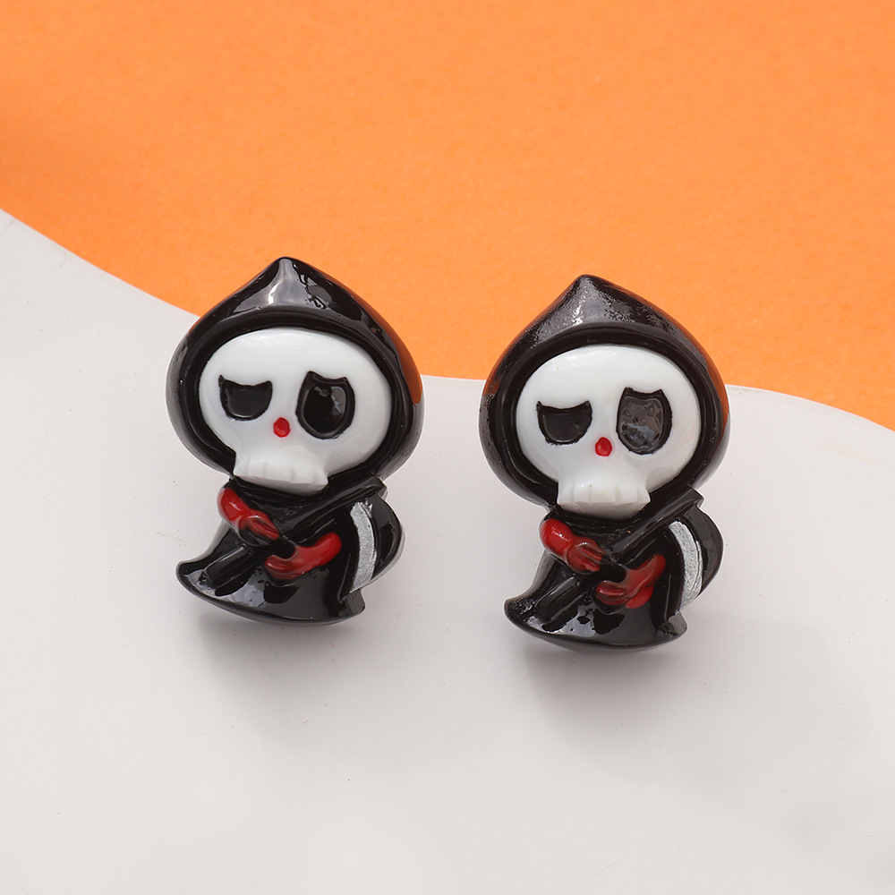 Cartoon Style Pumpkin Cat Ghost Resin Epoxy Women's Ear Studs 1 Pair display picture 7