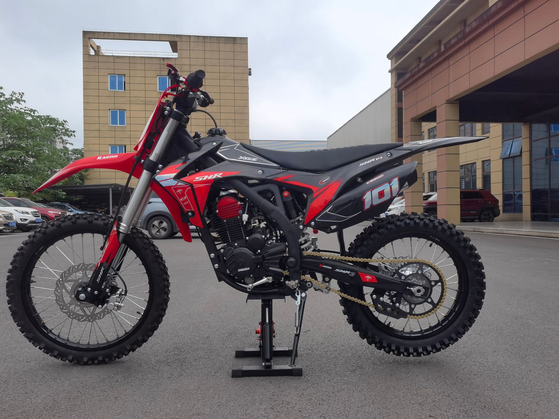 New Xgzshr2Cb300 Off-Road Racing Vehicle with Zongshen Engine, 300Cc All-Terrain Off-Road Motorcycle