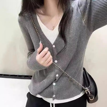 2024年新款V领羊绒假两件针织衫毛衣女上衣气质打底衫薄短款百搭