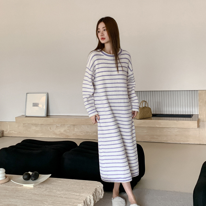 Internet Celebrity Couple Pajamas Women's Striped Soft And Thick Velvet Autumn And Winter Long-sleeved Round Neck Home Clothes Nightdress Can Be Worn Outside