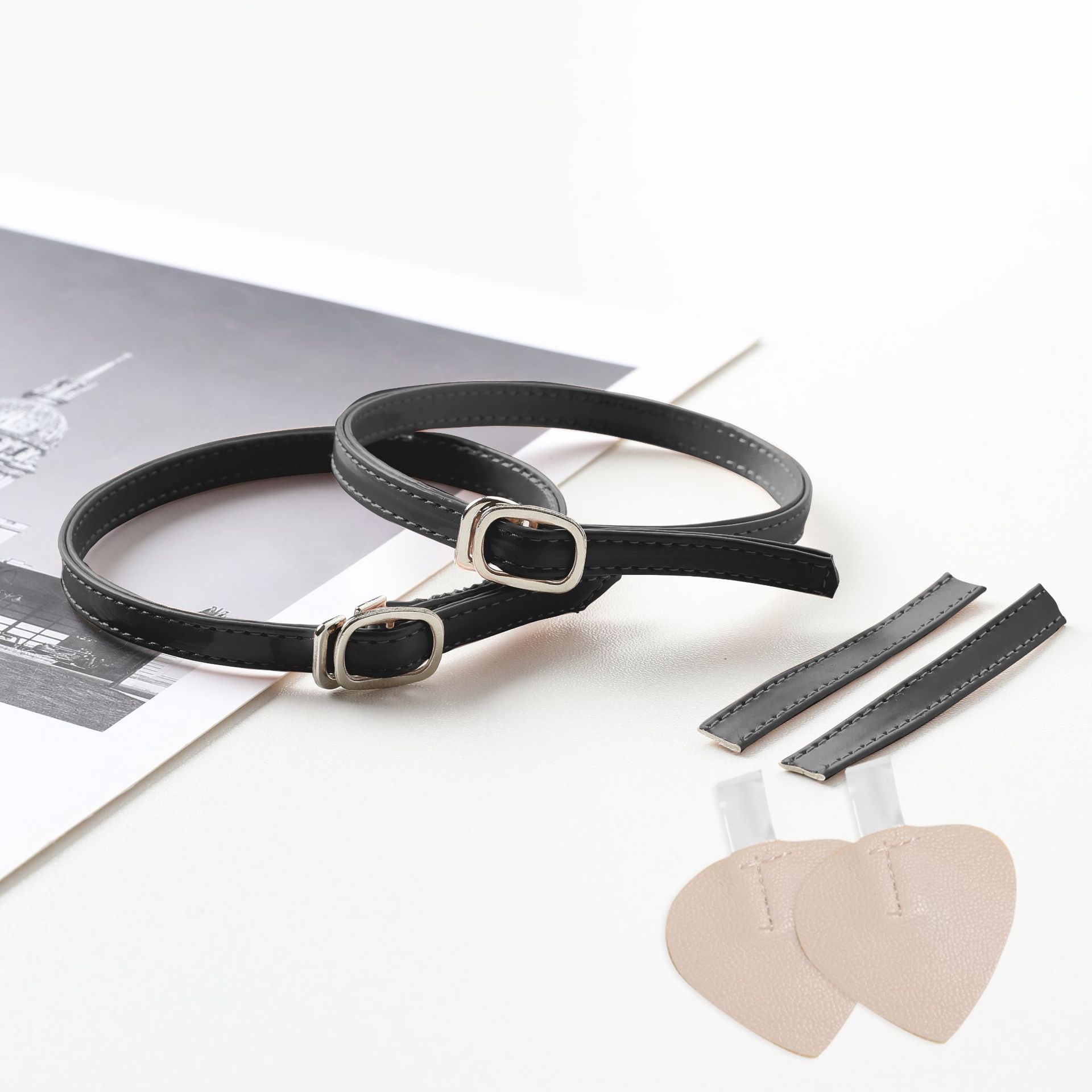 Venta al por mayor parche sin costuras con cordones anti-caída tacón alto invisible con cordones perezosos sin tacón transparentes zapatos de una sola capa anti-caída zapatos de terciopelo