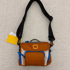 美式复古风胸包男女同款腰包斜挎包简约小众运动旅行日系跨境代发