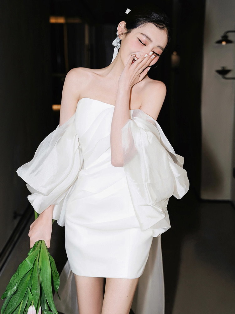 Abito da sposa corto in raso stile francese per matrimonio_voghion.com