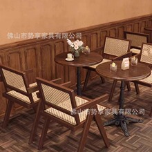 复古咖啡厅桌椅组合实木奶茶店桌子商用西餐厅餐桌甜品烘焙店圆桌