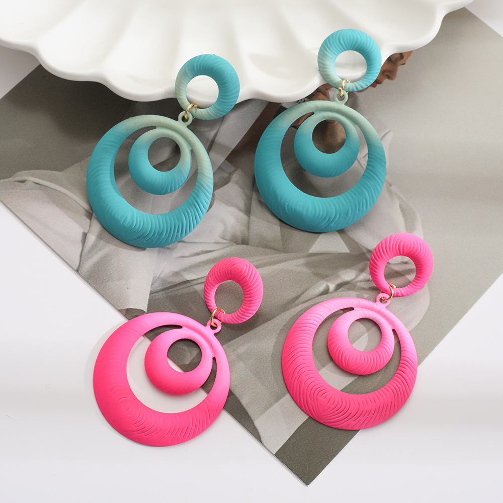 Daily Occasion Metal Material Wholesale Jewelry Vintage Style Geometric Round Gradient Color Metal Plating Drop Earrings