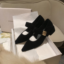 �F؛~��Ƥ���¿��p���ֹ��ָ�����С���^���ٿ�һ�֎��z�q��ЬŮ