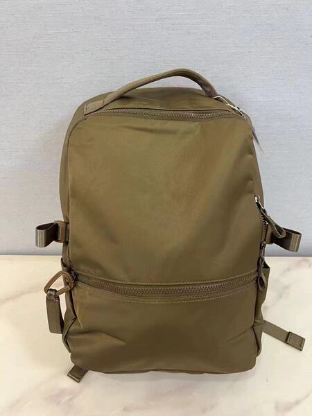 Handheld backpack