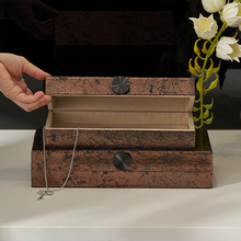 客厅摆件轻奢感新款棕色木质装饰盒摆件花器会所酒店梳妆台