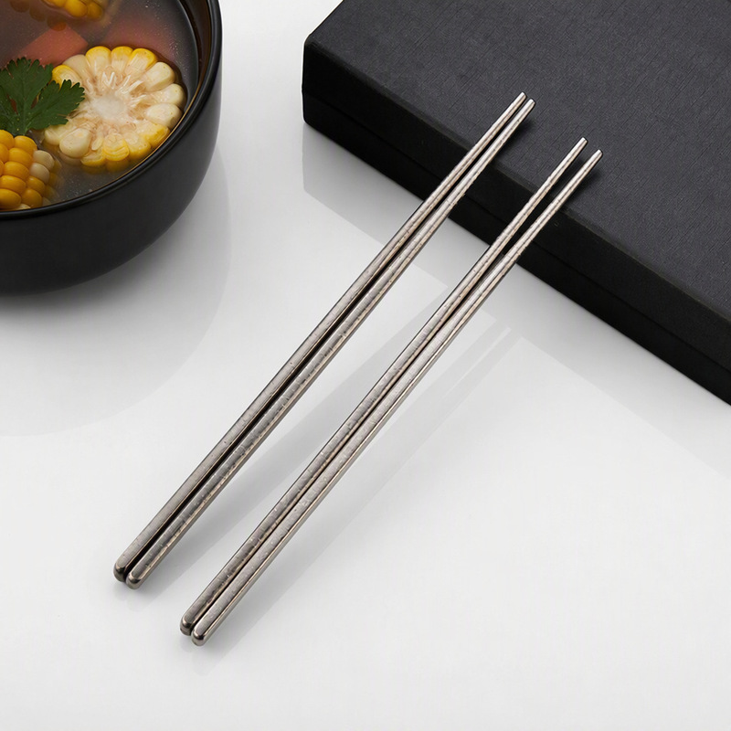 Hongjun Da Pure Titanium Chopsticks, Crystallized Titanium Chopsticks, Antibacterial Non-Slip Chopsticks, High-Temperature Resistant Hot Pot Chopsticks, High-End Chopstick Set Hongjun Da Pure Titanium Chopsticks, Crystallized Titanium Chopsticks, Antibacterial Non-Slip Chopsticks, High-Temperature Resistant Hot Pot Chopsticks, High-End Chopstick Set