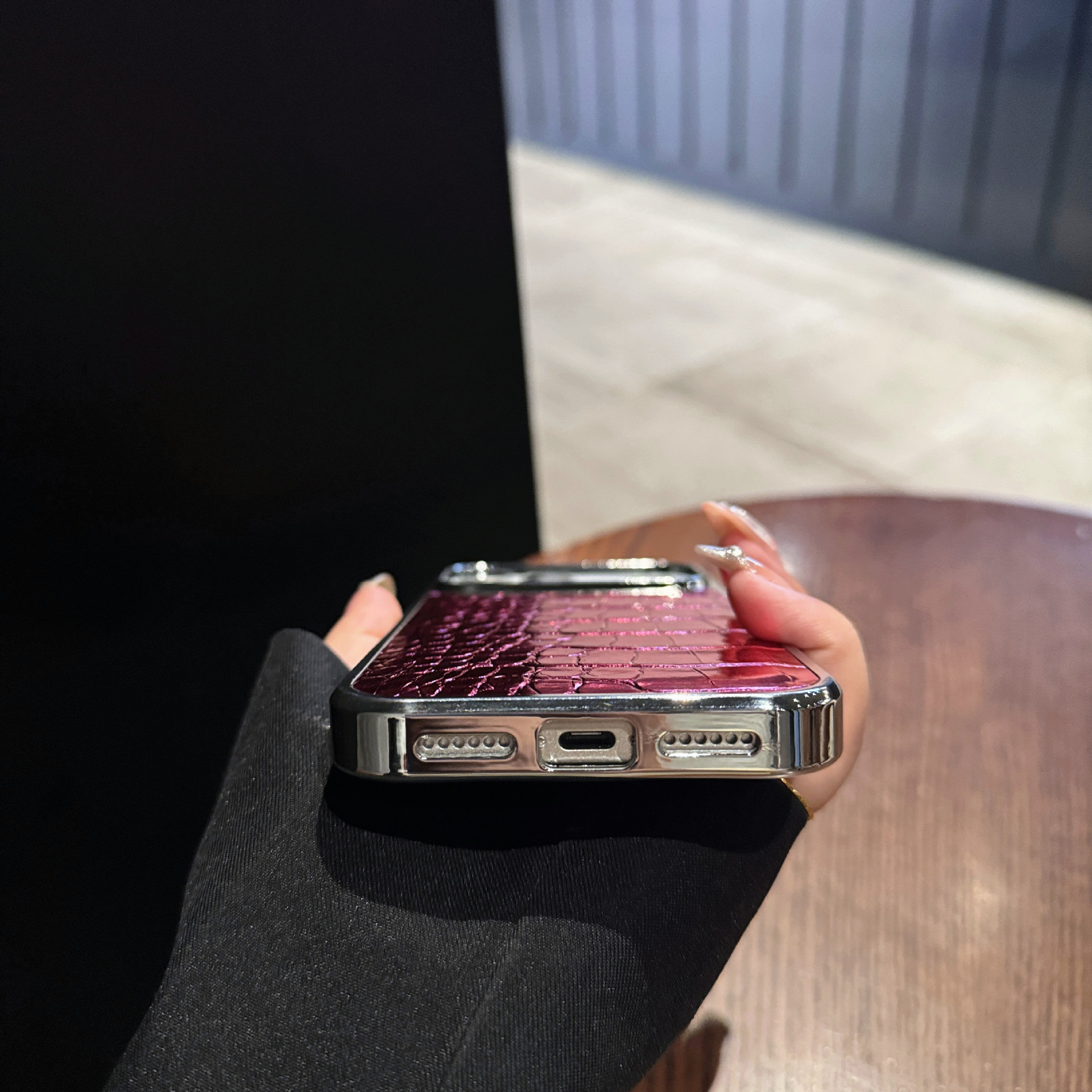 Galvanisierte Krokodiloptik Handyhülle Für Iphone 16 Pro Max_voghion.com