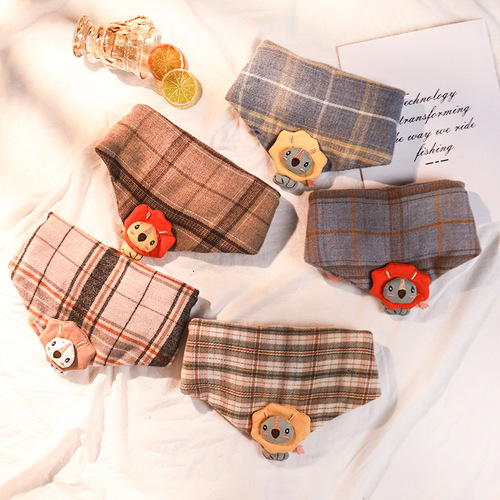 Autumn and Winter Triangle Scarves for Boys and Girls, Children's Knit Scarves, Soft and Warm Grid Square Scarves, Comfortable Kindergarten Neck Scarves