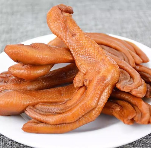 Duck flying, Longyan braised duck feet, sour and spicy duck palms, duck wing roots, whole duck neck, braised flavor snacks, small eats, braised duck feet