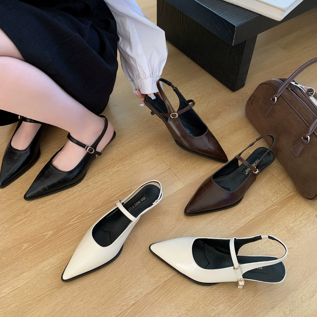 Женские туфли на низком каблуке во французском стиле ретро с неглубоким носком, весна-осень 2025, новый стиль, туфли без шнуровки на мягкой подошве, трендовые туфли