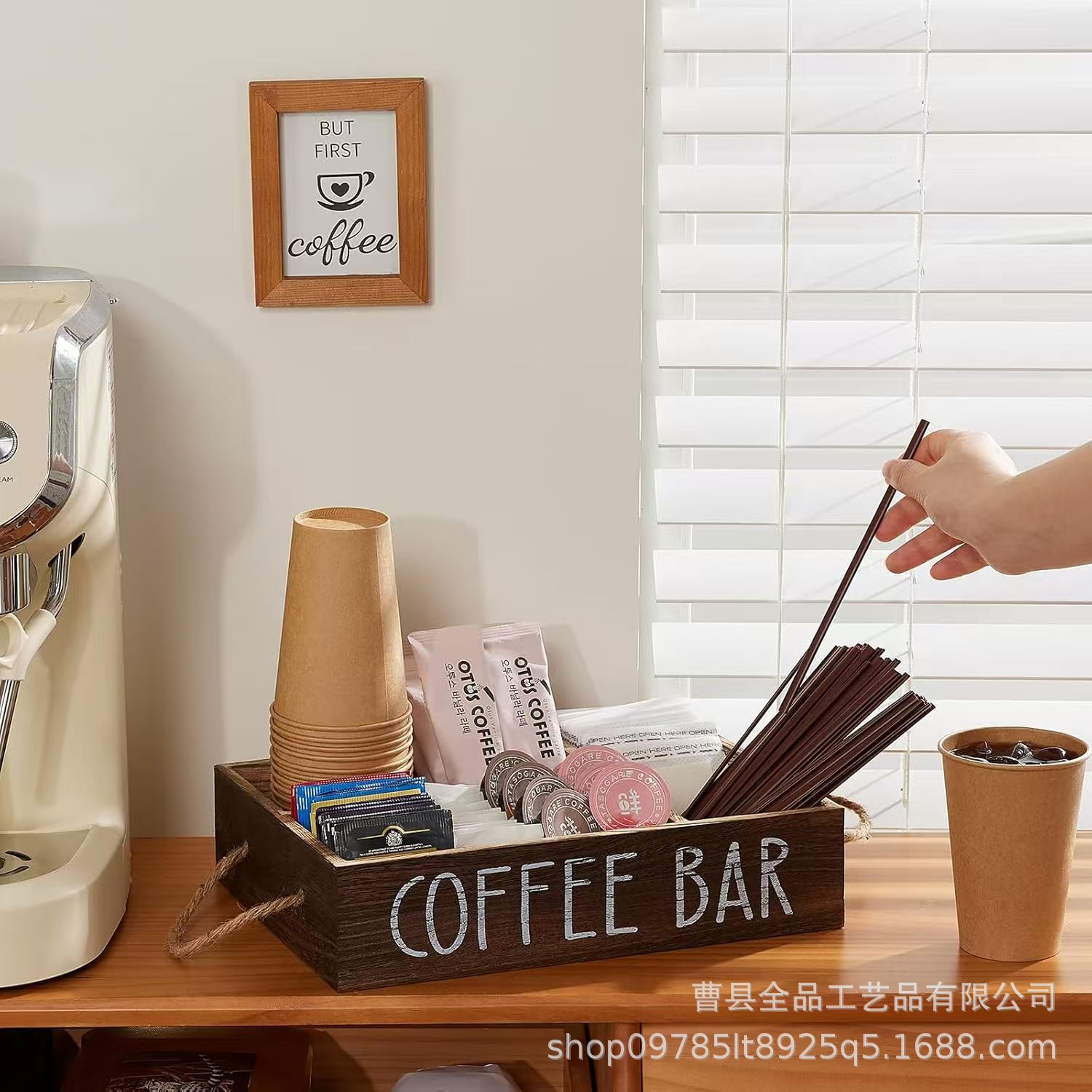 Caja de almacenamiento de café de madera con partición Caja de acabado de barra de café para el hogar con manija Caja de madera de estilo rural de granja