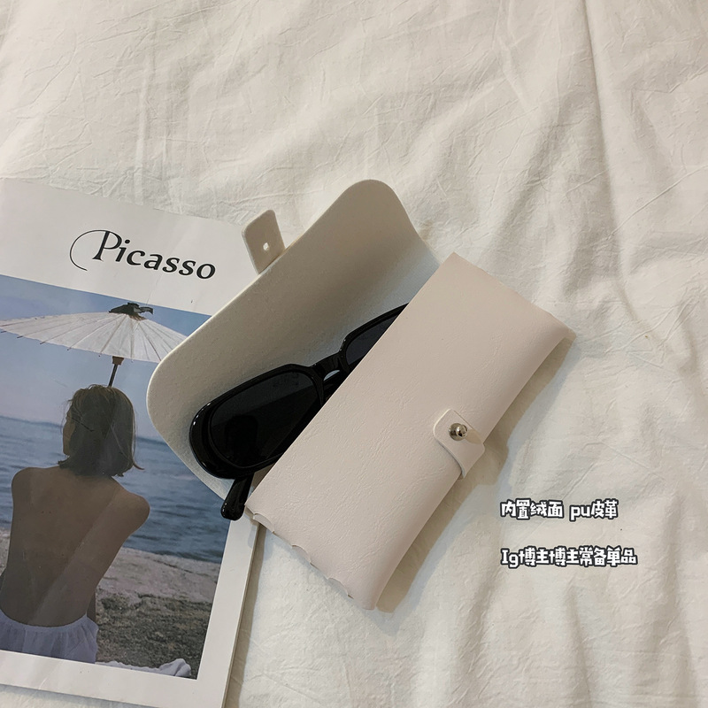 Sunglasses Case for Women, Sunglasses Pouch, Glasses Bag, Pressure-Resistant, Portable, Stylish Leather Wholesale Storage, Light Luxury