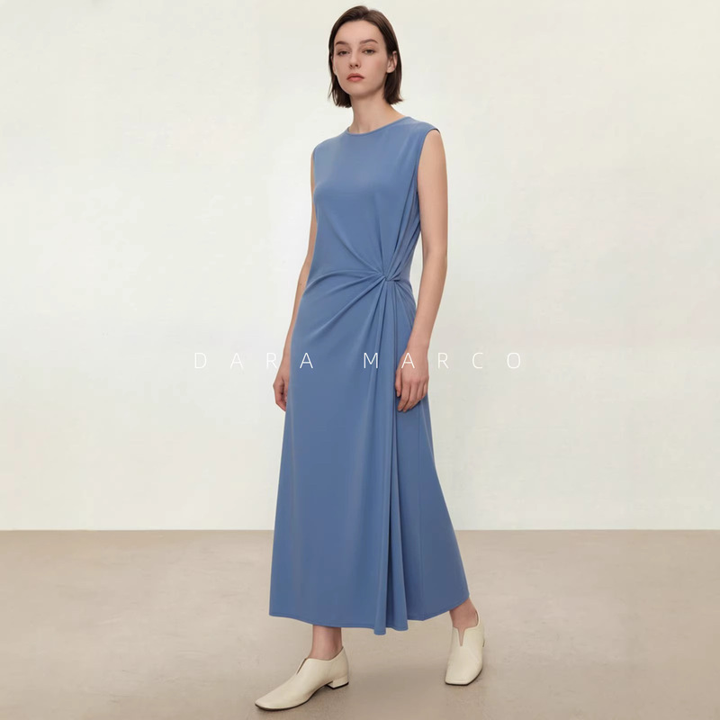 Slimming and Elegant Twist-Tie Sleeveless Waist-Cinching Dress for Women, Suitable for Work, Solid Color, Simple Mid-Length Dress with a High-End Feel