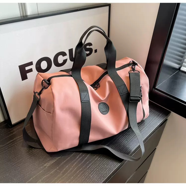 跨境健身包新款高颜值纯色简约短途旅行包女轻便大容量运动斜挎包