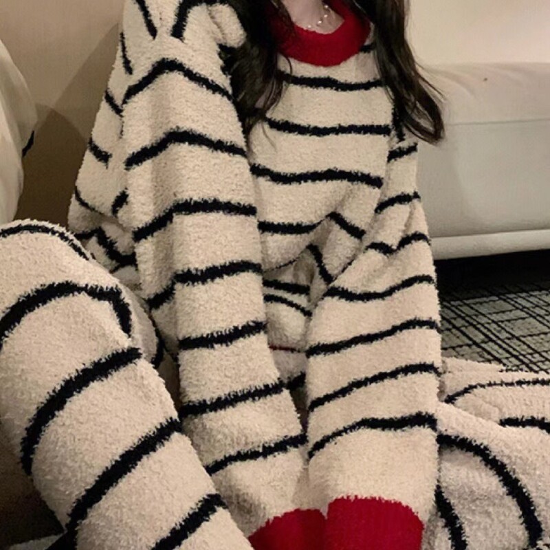 Red Collar Stripesd Suit 2025 Winter Half Velvet Pajamas Women's Ins Style Polar Fleece Loose Home Wear Suit