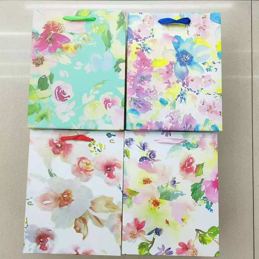 210克白卡纸创意简洁礼品袋纸袋手提袋适用节日礼品装现货供应