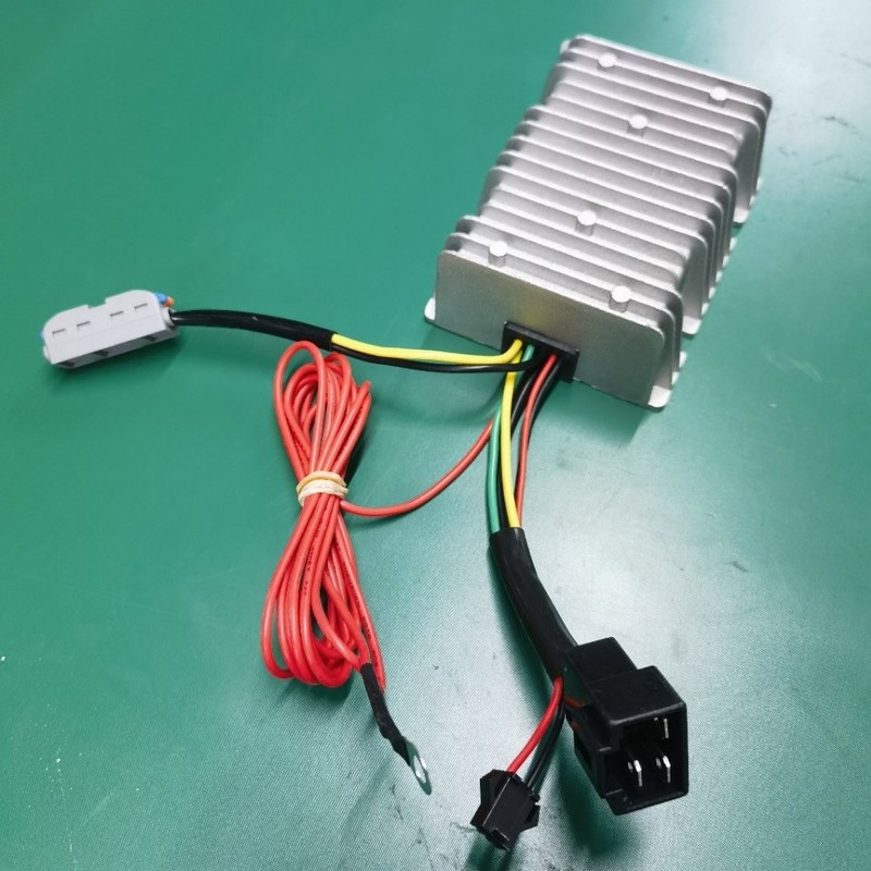 批发九号电动车30A300W转换器36V72V转12V防水直上保护仪表|undefined