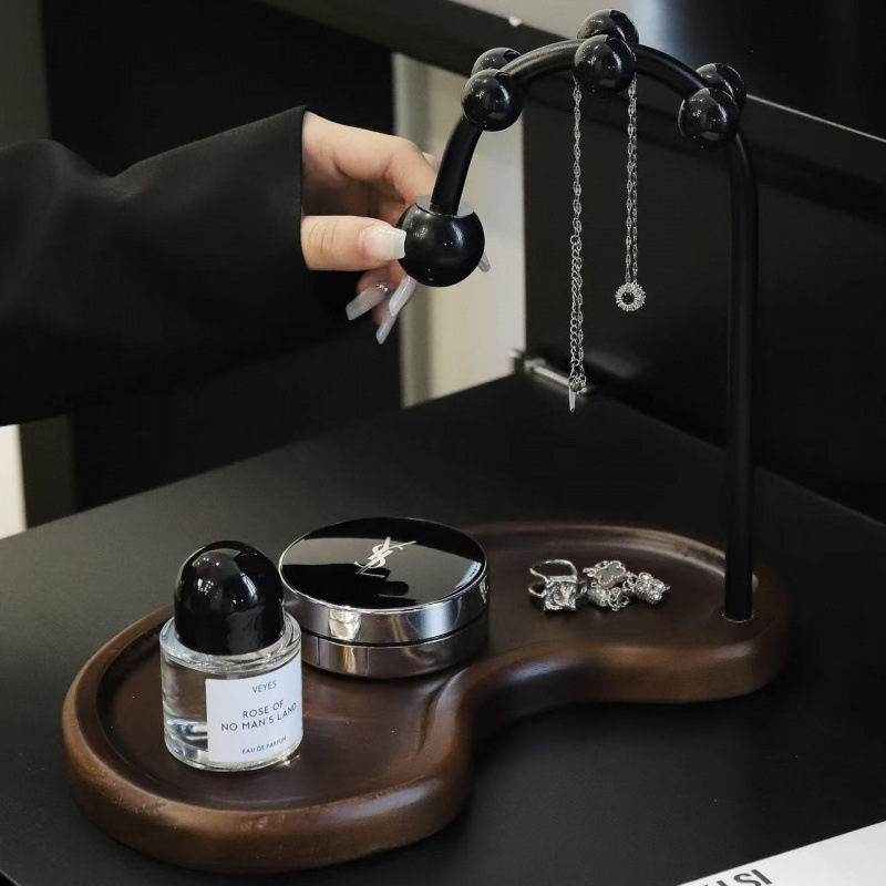 Manfen Home ウォールナット玄関キー収納装飾品玄関ドア靴キャビネットハイエンド無垢材収納ラックトレイ|undefined