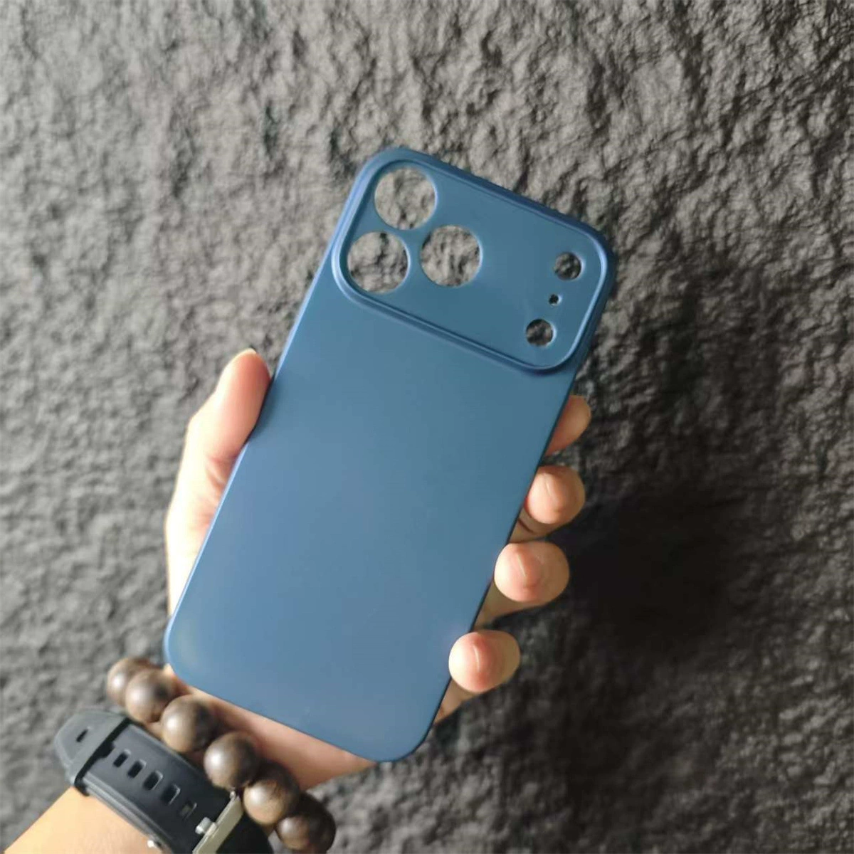Чехол для телефона (Apple) iPhone 17/16/15 серия, ультра‑тонкий полипропилен, матовая защитная поверхность