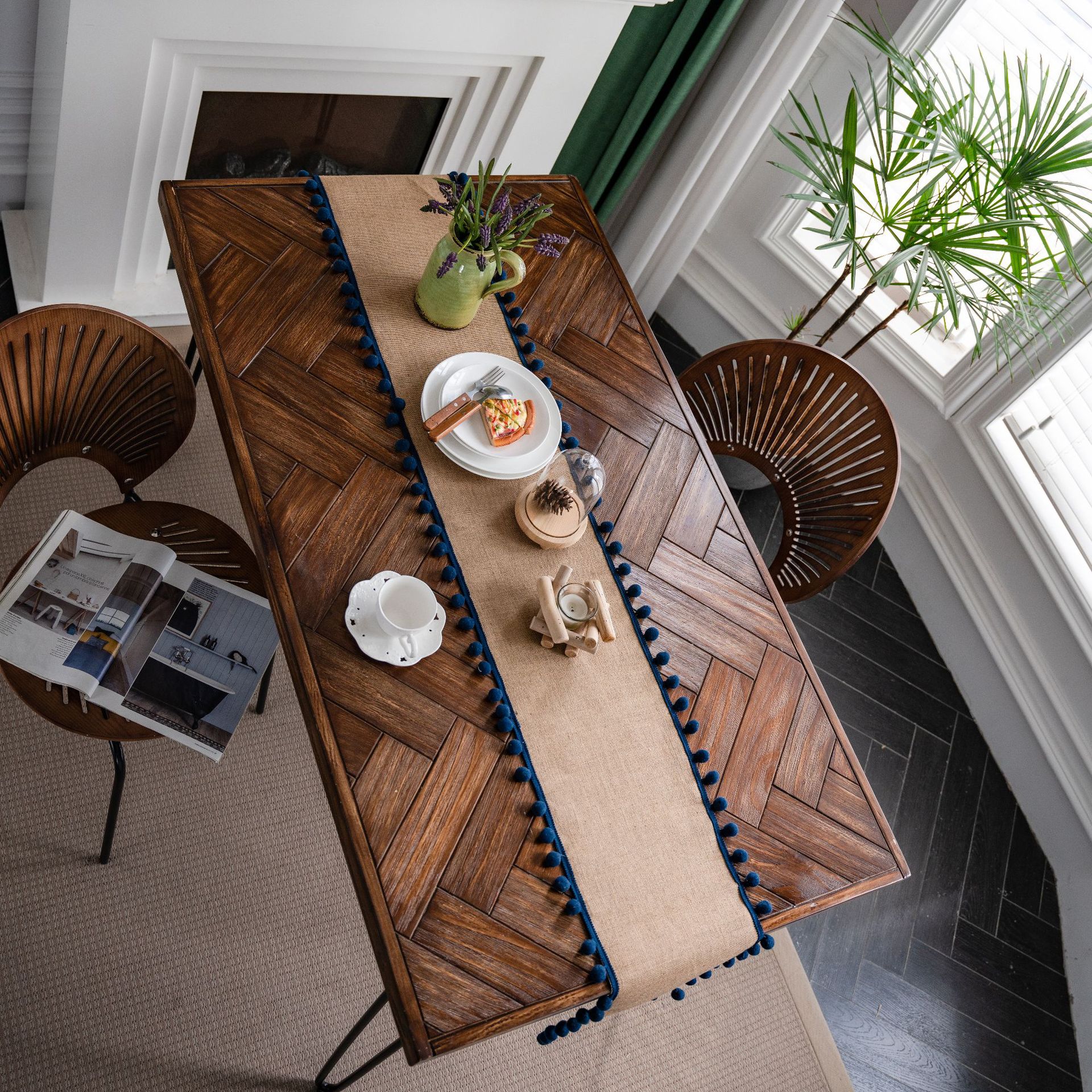 伊缦琪韵桌旗节日天然黄麻编织派对藏青球装饰美式玄关工厂直供