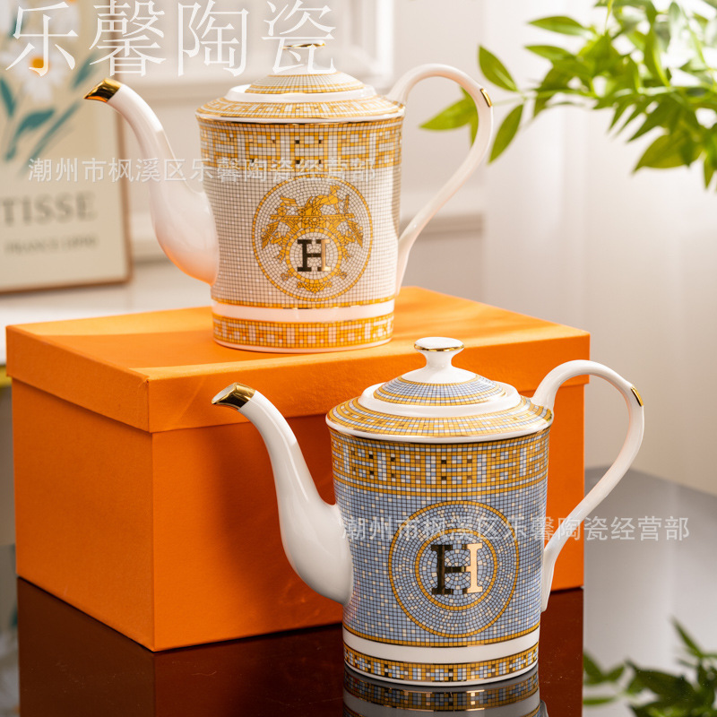 Wholesale ceramic coffee pot gift box home afternoon teapot European high color value ceramic gold cold water bottle cross-border Wholesale ceramic coffee pot gift box home afternoon teapot European high color value ceramic gold cold water bottle cross-border