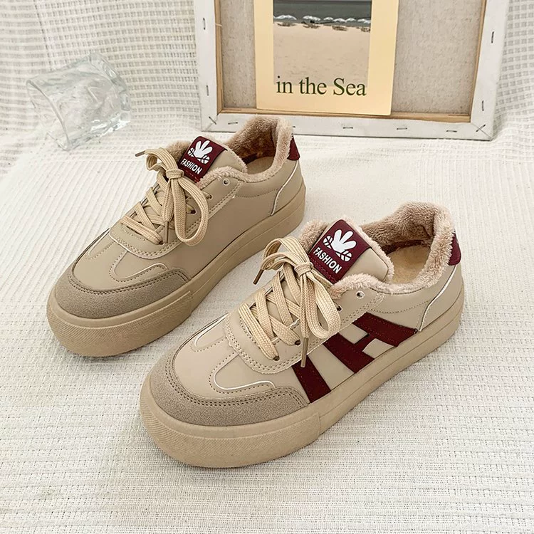 Женские белые кроссовки на весну и осень 2025 года, новые модные универсальные кроссовки на толстой подошве с флисовой подкладкой, популярные хлопковые туфли, женские повседневные кроссовки.