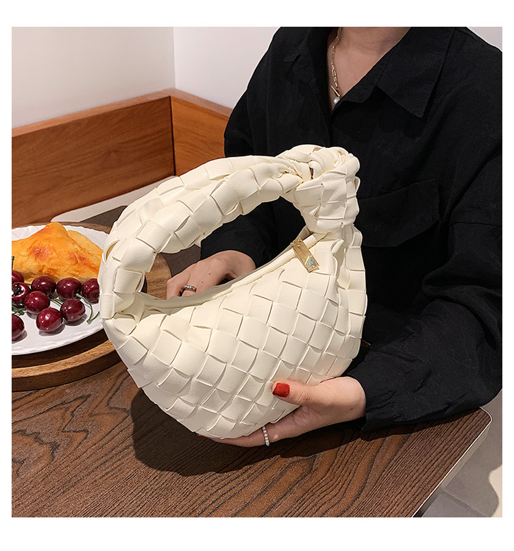 Solid Color Woven Knot Portable Croissant Bag Wholesale Nihaojewelry display picture 16