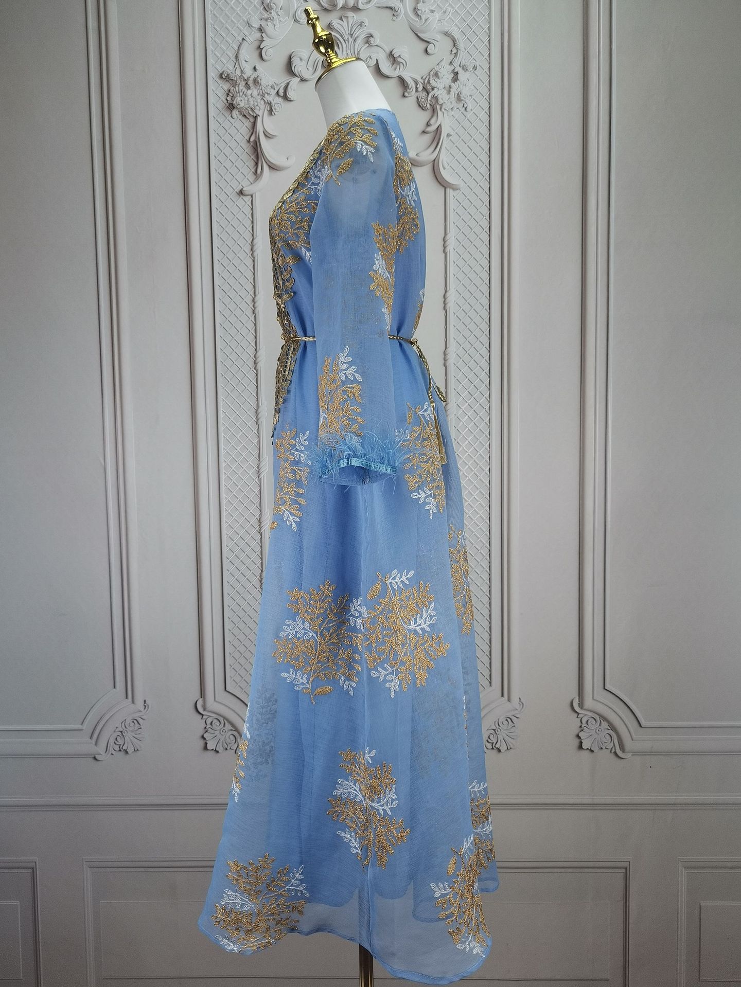 Damenbekleidung Bestickte muslimische Roben Arabische Kleidung Kleider_voghion.com