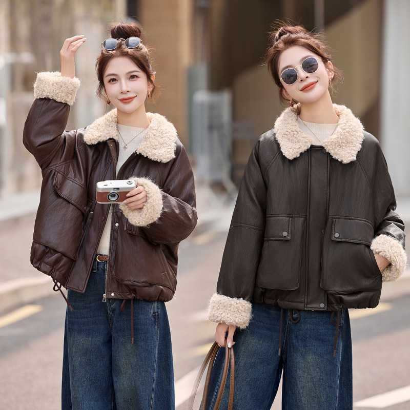 Casual Style Fur Integrated down Jacket 2025 Winter New Style Polo Collar Super Soft Protein Leather White Duck down Jacket Casual Style Fur Integrated down Jacket 2025 Winter New Style Polo Collar Super Soft Protein Leather White Duck down Jacket