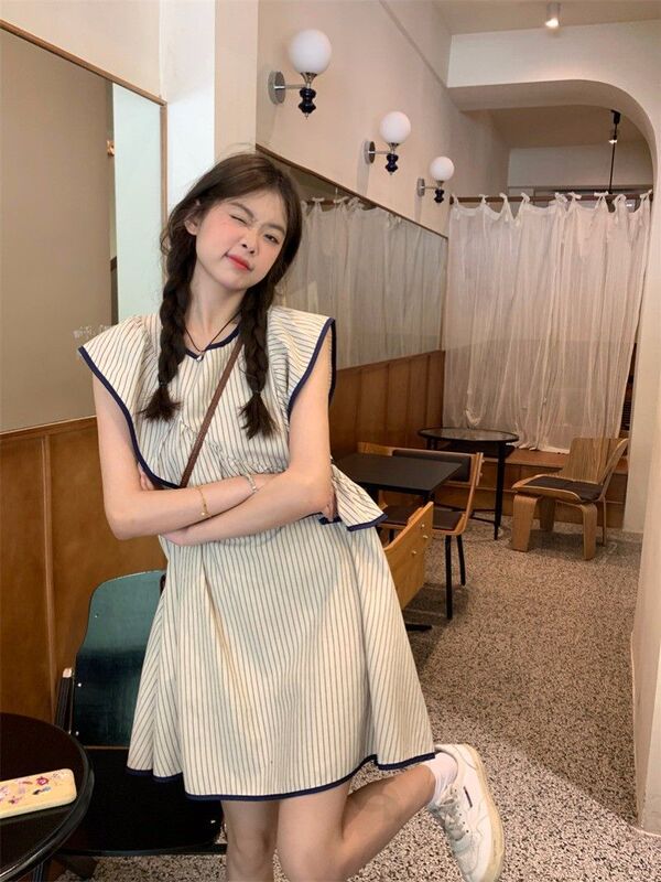 French Striped Small Flying Sleeve dress Women's Summer Irregular Ruffled Vedel Skirt Loose Small Doll Skirt