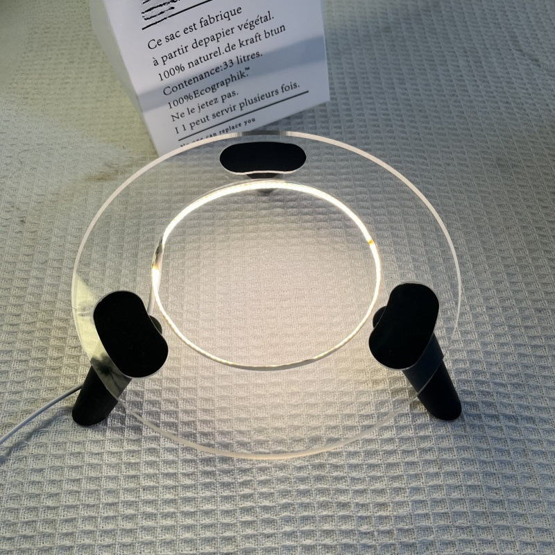 (ストアホットセール) Harman Kardon Glazed Crystal 無垢材デスクトップ滑り止めオーディオスタンド送料無料卸売|undefined